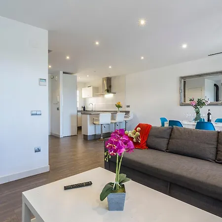 5 5 Banos Acceso Playa Free Parking Holiday home *